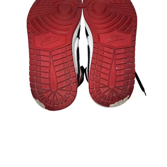 Nike Air Jordan 1 Low Black Toe Gym Red White Men’s Size 10 553558‑116 - Picture 8 of 12